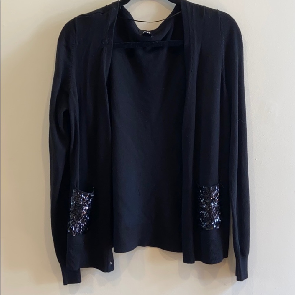 Cardigan with sequin pockets